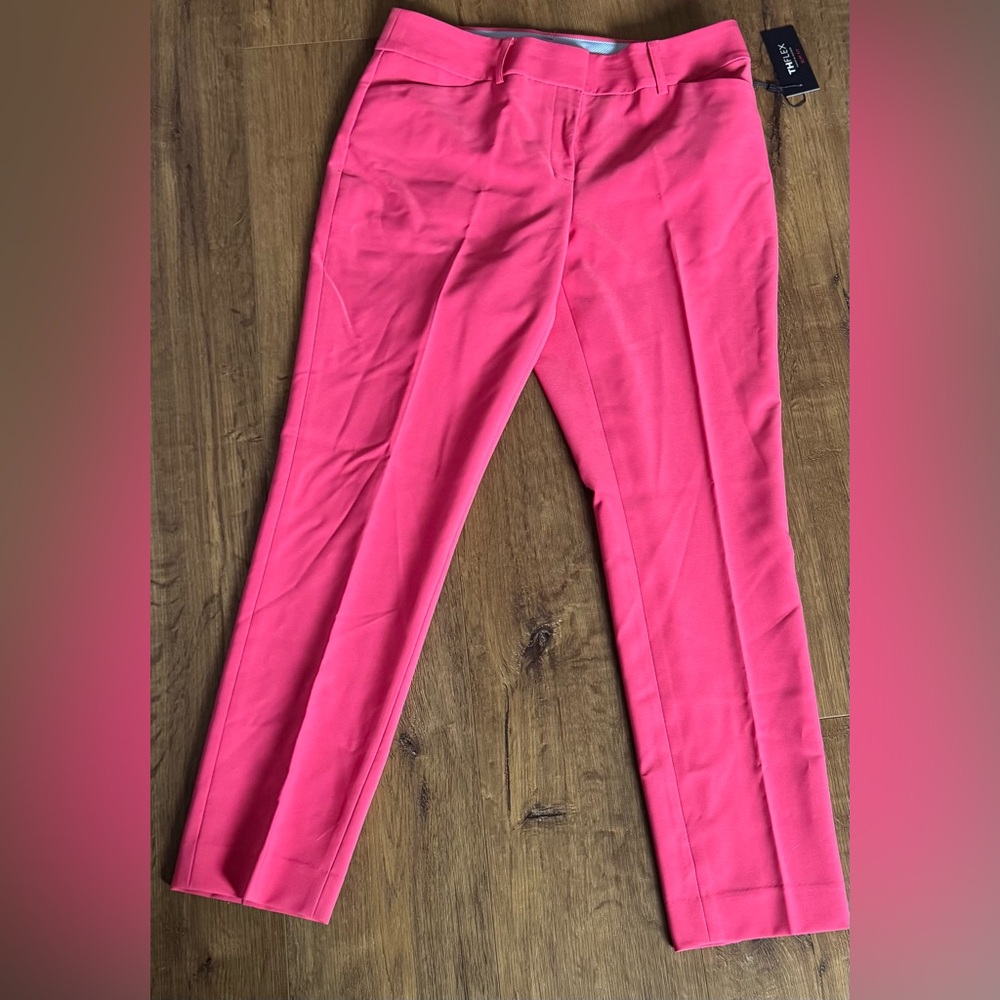 TOMMY HILFIGER-NWT Women's Pink Cropped Trousers - Picture 14 of 14
